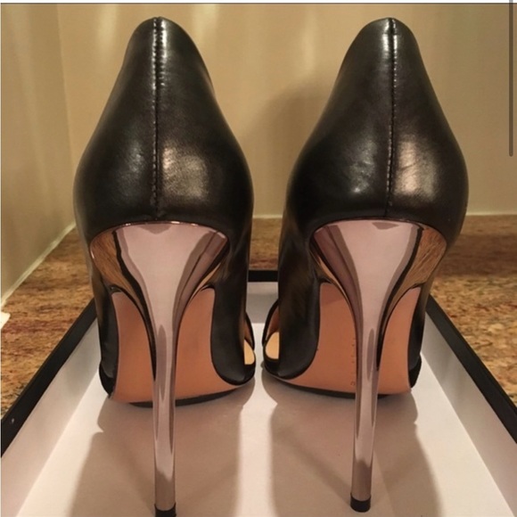 Women’s heels - Picture 3 of 4